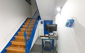 Help Yourself Hostels - Parede